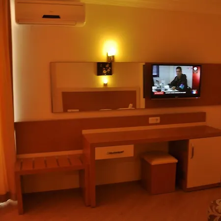 Grand Ati̇lla فندق