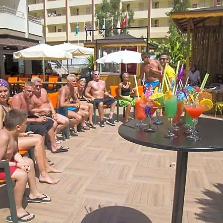 Grand Ati̇lla Hotel 3*