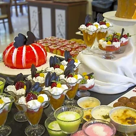 Grand Ati̇lla Hotel