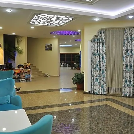 Grand Ati̇lla Hotel 3*