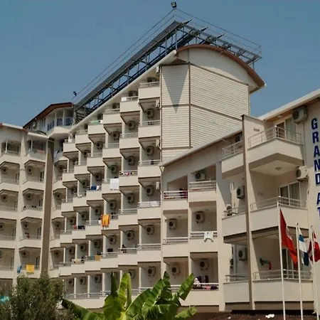 Hotell Grand Ati̇lla 3*