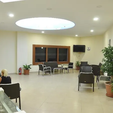 Grand Ati̇lla Szálloda 3*