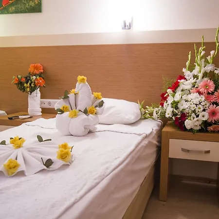 Grand Ati̇lla Hotel