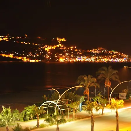 Grand Ati̇lla Szálloda 3*
