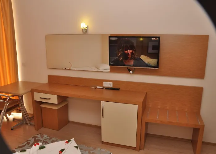 Grand Ati̇lla Szálloda