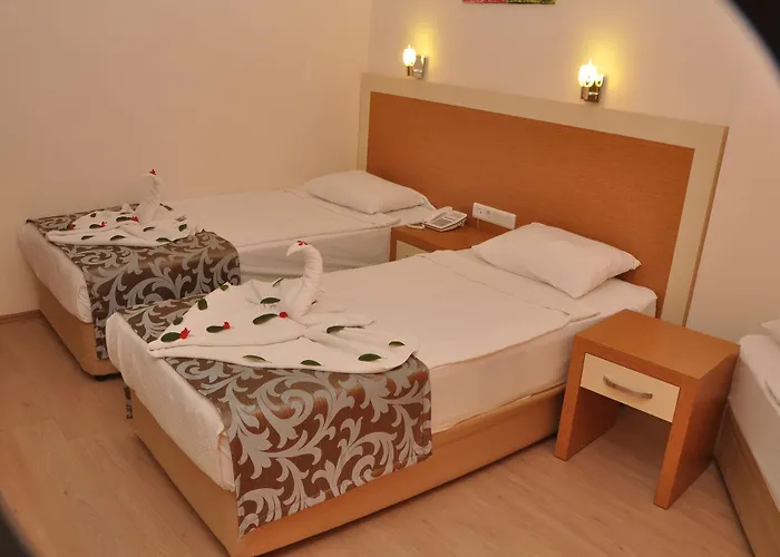 Grand Ati̇lla Szálloda 3*