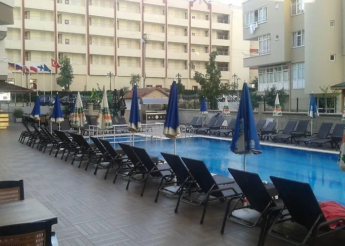 Hotel Grand Ati̇lla 3*