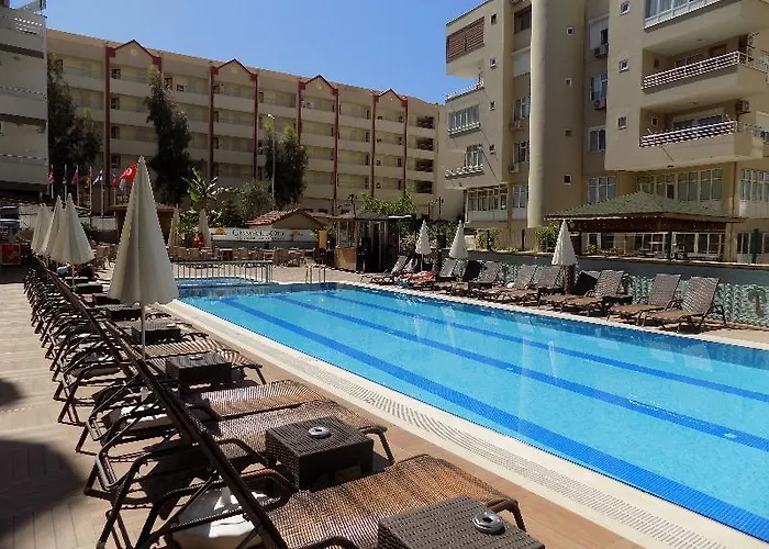 Grand Ati̇lla Szálloda Alanya