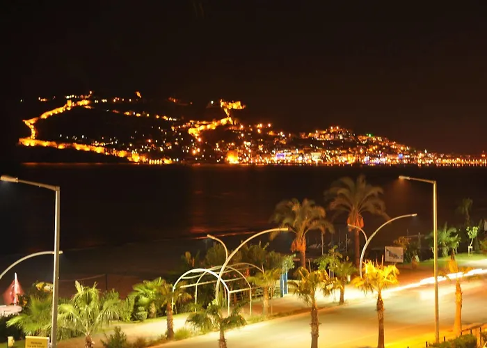 Grand Ati̇lla Hotel 3*